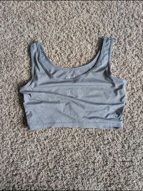 Larken X Nursing + Hands-Free Pumping Bra, medium, gray